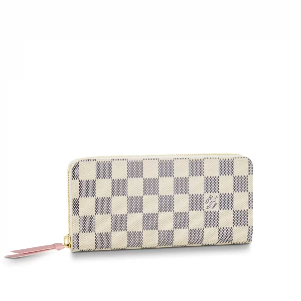 Clemence N61264