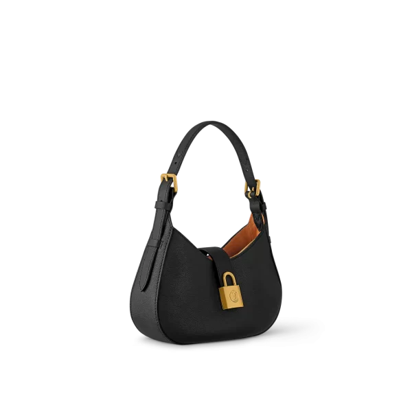 1 Low Key Shoulder Bag M24611