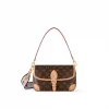 10 Diane M45985