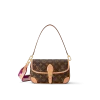 10 Diane M46049