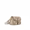 11 Diane M46583