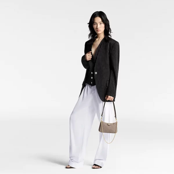 2 Easy Pouch On Strap M81862