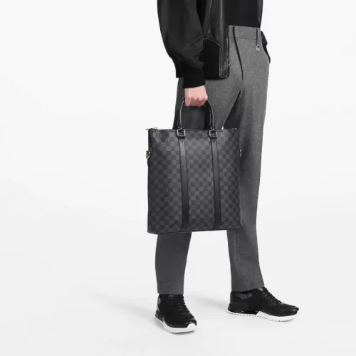 2 Anton Tote N40000