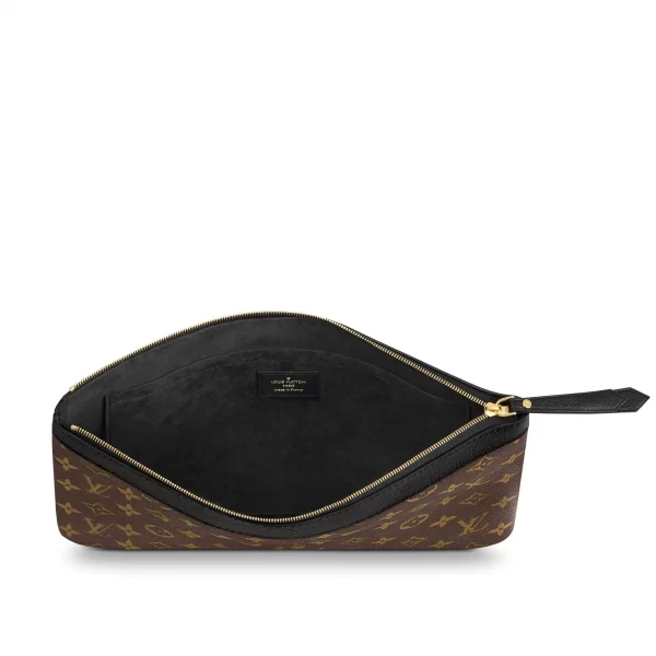 3 Daily Pouch M62048