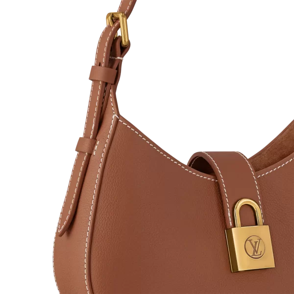 3 Low Key Shoulder Bag M24885