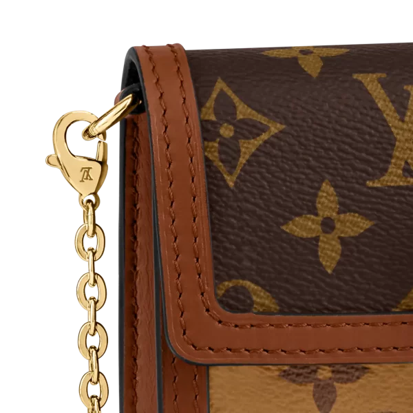 4 Dauphine Chain Wallet M68746