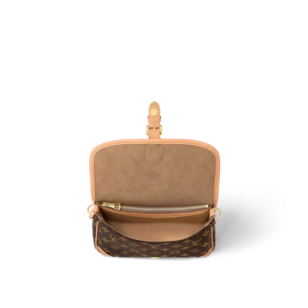 4 Diane M46317