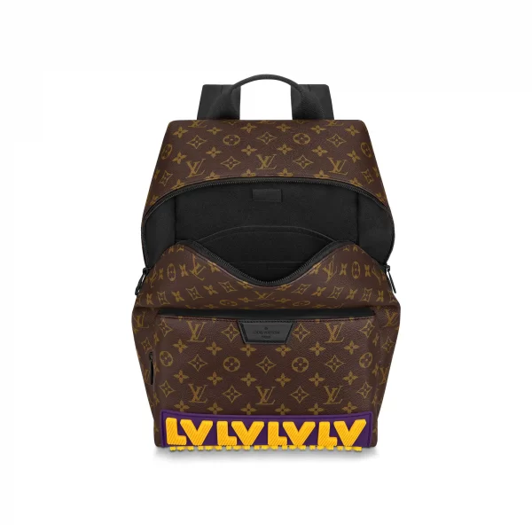 4 Discovery Backpack M57965
