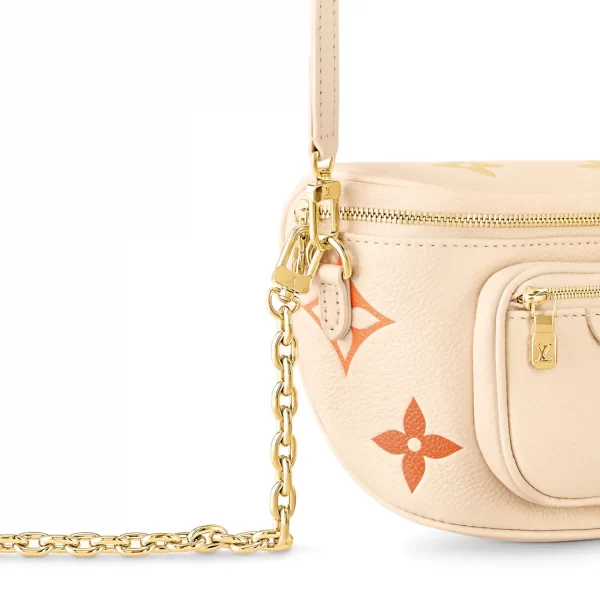 4 Mini Bumbag M82208