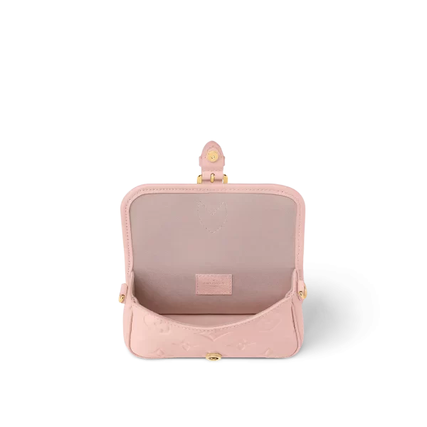 4 Nano Diane M83566