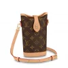 5 Fold Me Pouch M80874