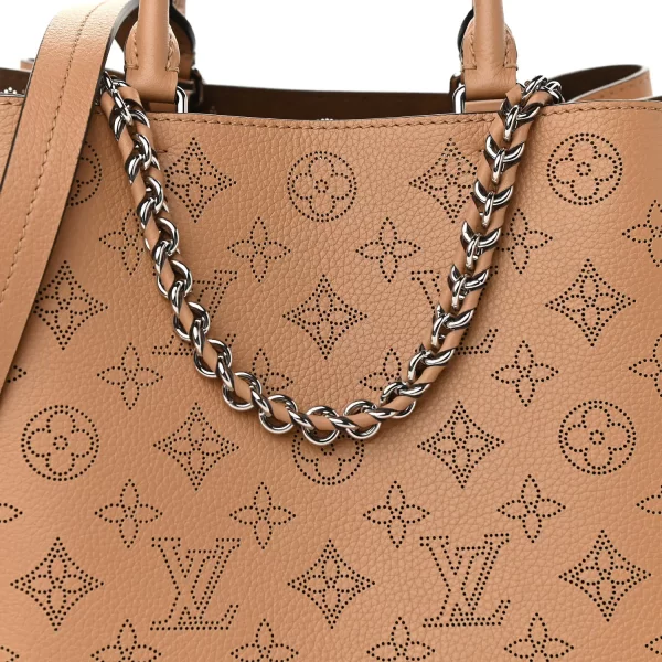 5 Bella Tote M59655