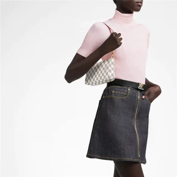 5 Accessories Pouch N41207