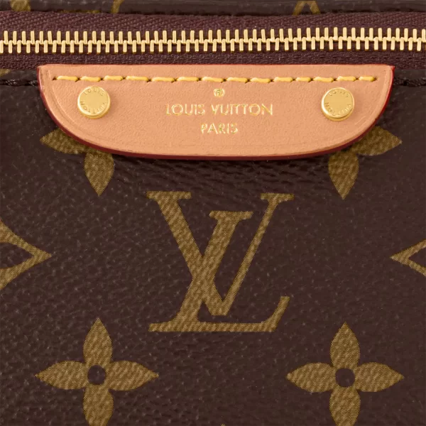 6 Mini Bumbag M82335