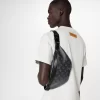 7 Discovery Bumbag PM M46035