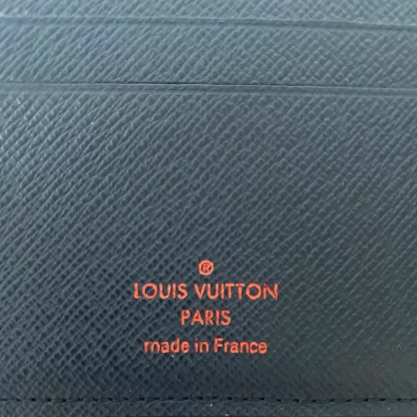 7 Multiple Wallet M62891