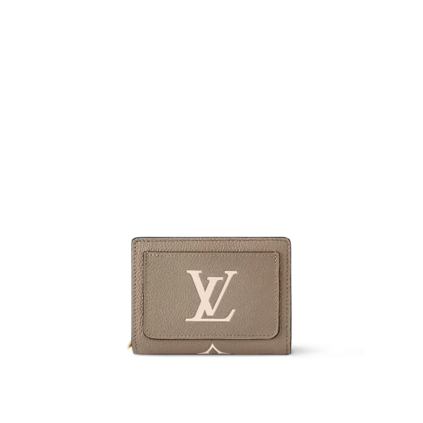 7 Cléa Wallet M82370