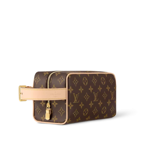 8 Locker Dopp Kit M83112