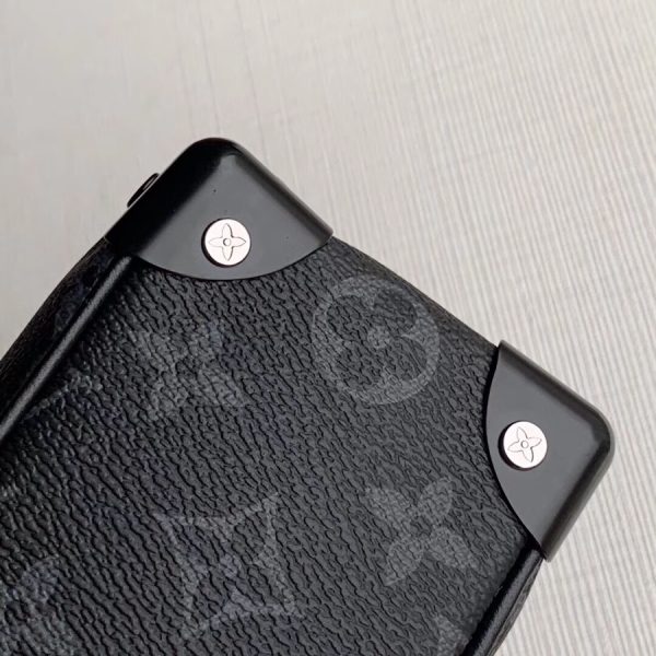 1752054403389 M44735