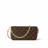 3 Pochette Accessoires M82766