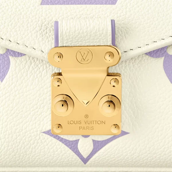 7 Pochette Métis East West M23940