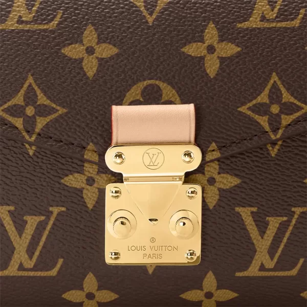 7 Pochette Métis East West M46279